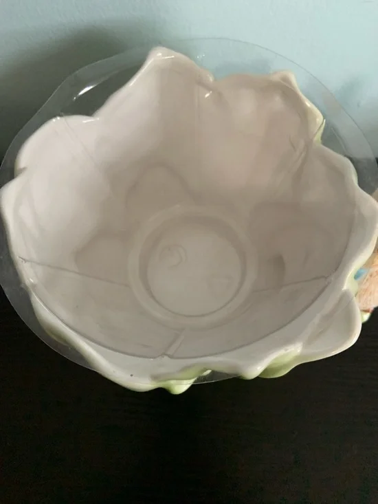 Peter Rabbit Planter - Picture 2 of 9